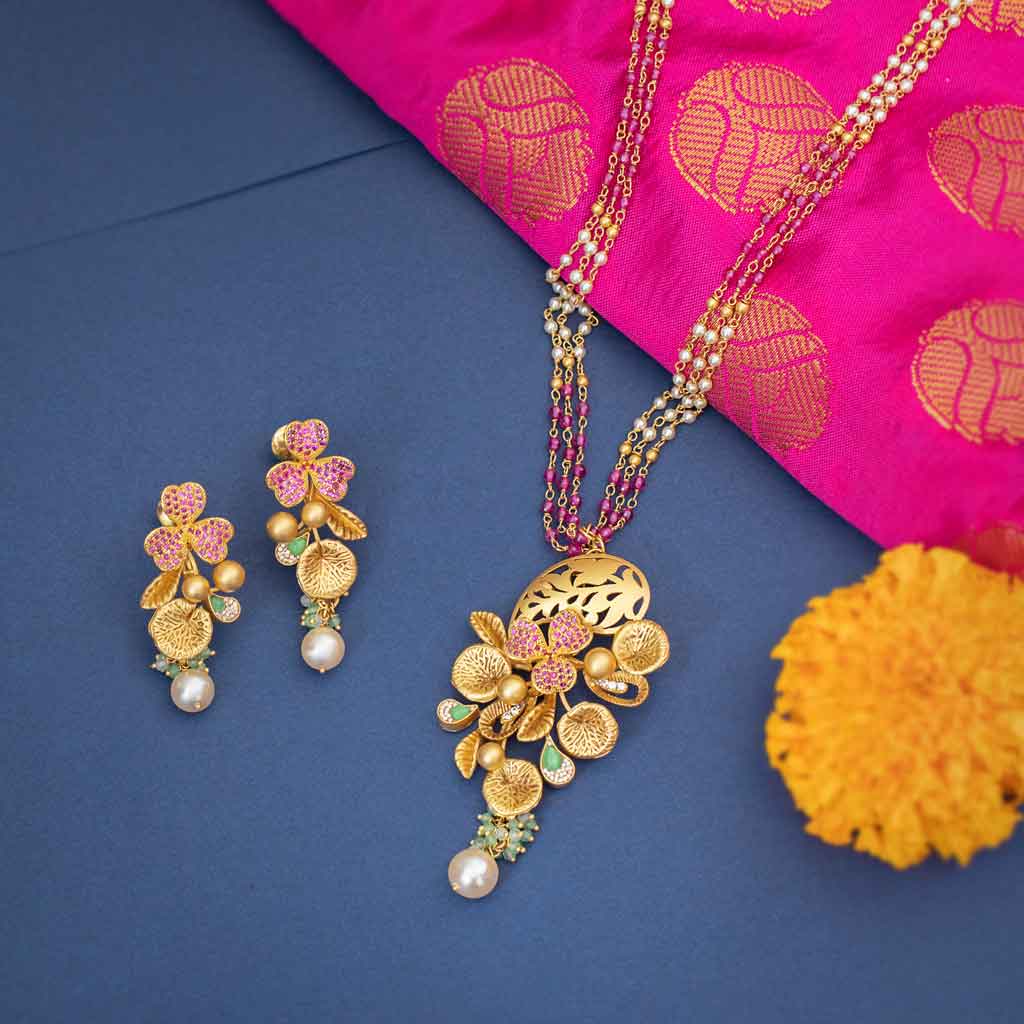 Antique gold kundan temple jewellery set - Indian Jewellery Designs